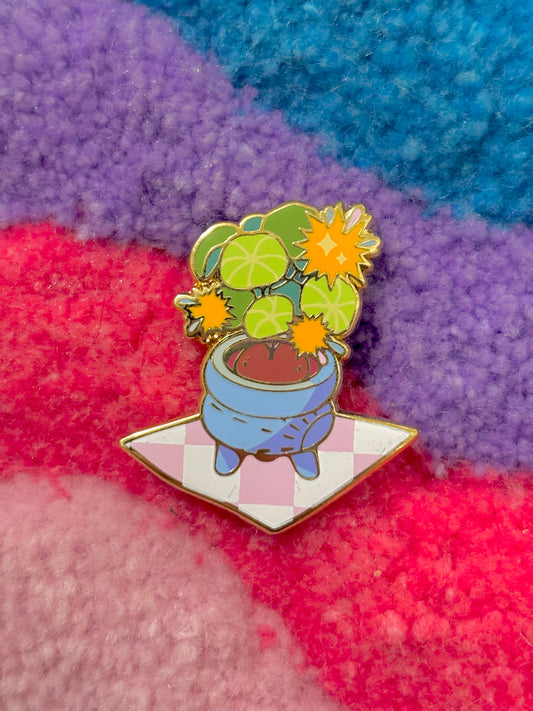Sunny plant - Enamel pin
