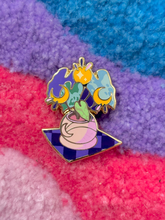 Moon flowers - Enamel pin